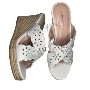 Draper James White Espadrille Wedge Emily Sandals Shoes 8 embroidered eyelets